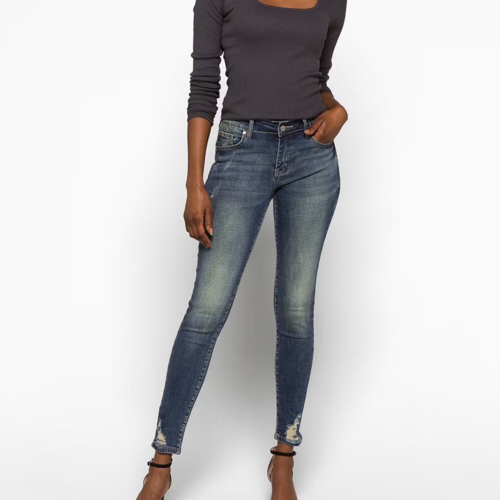 KanCan Kiri Low Rise Skinny Distressed Jean size 14